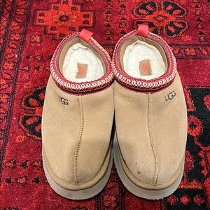 UGG Tasman slippers